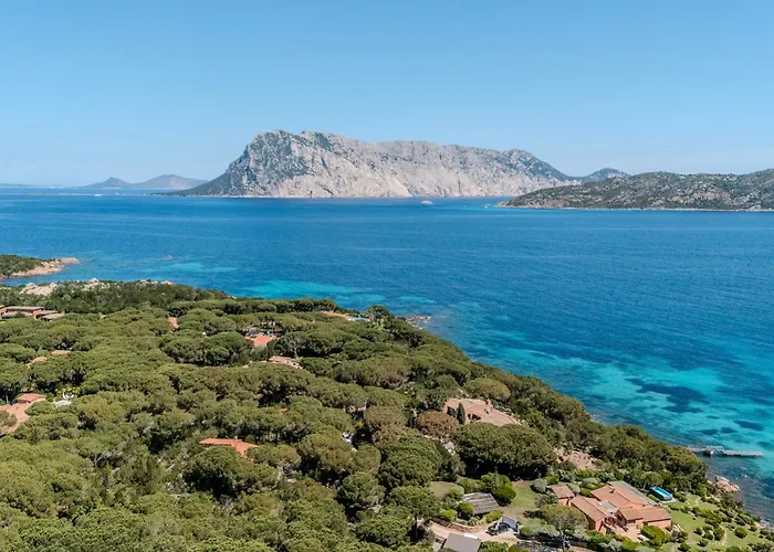 Capo Coda Cavallo Baia Salinedda * سان تيودورو